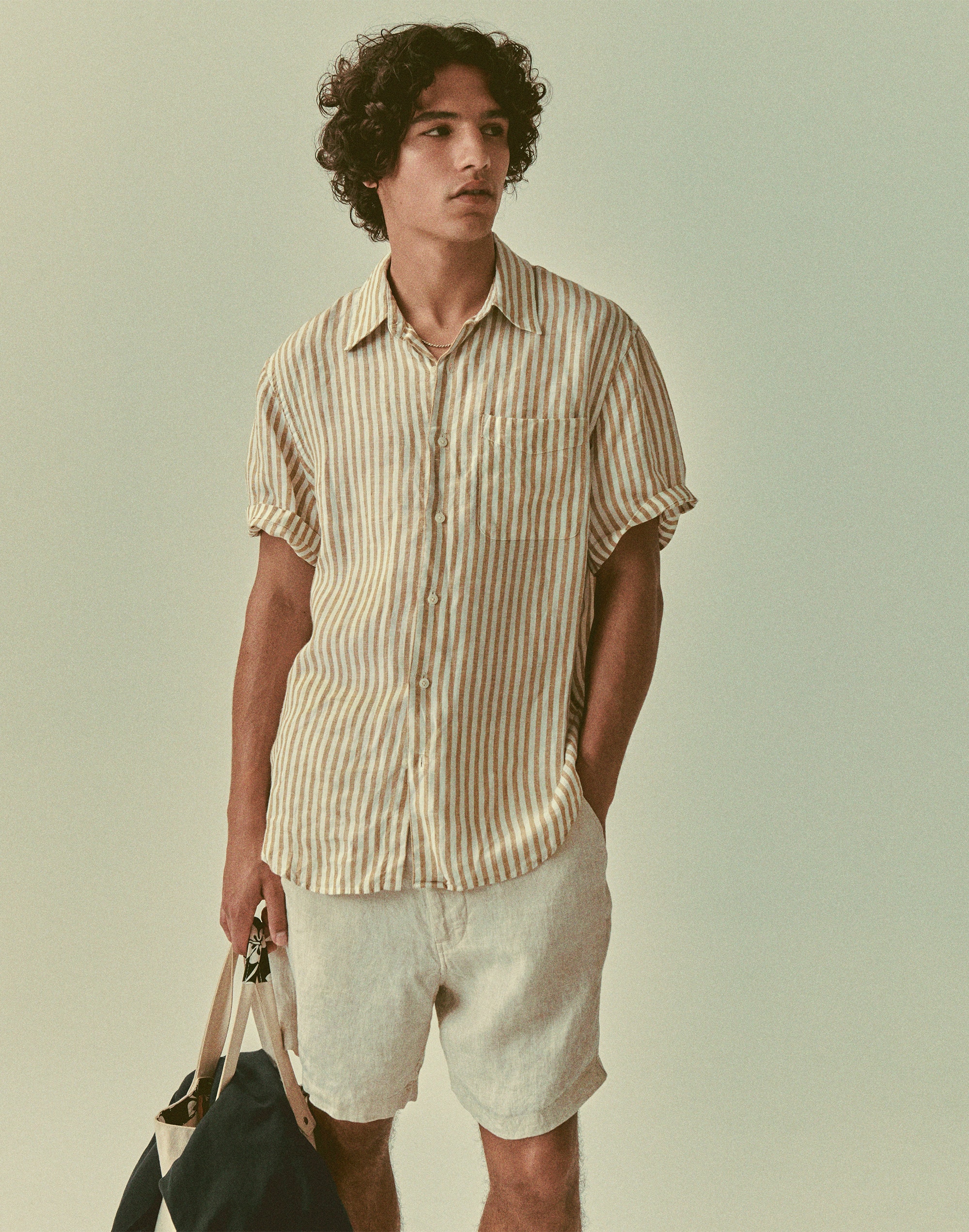 The Allday Short-Sleeve Shirt in Linen — image 7