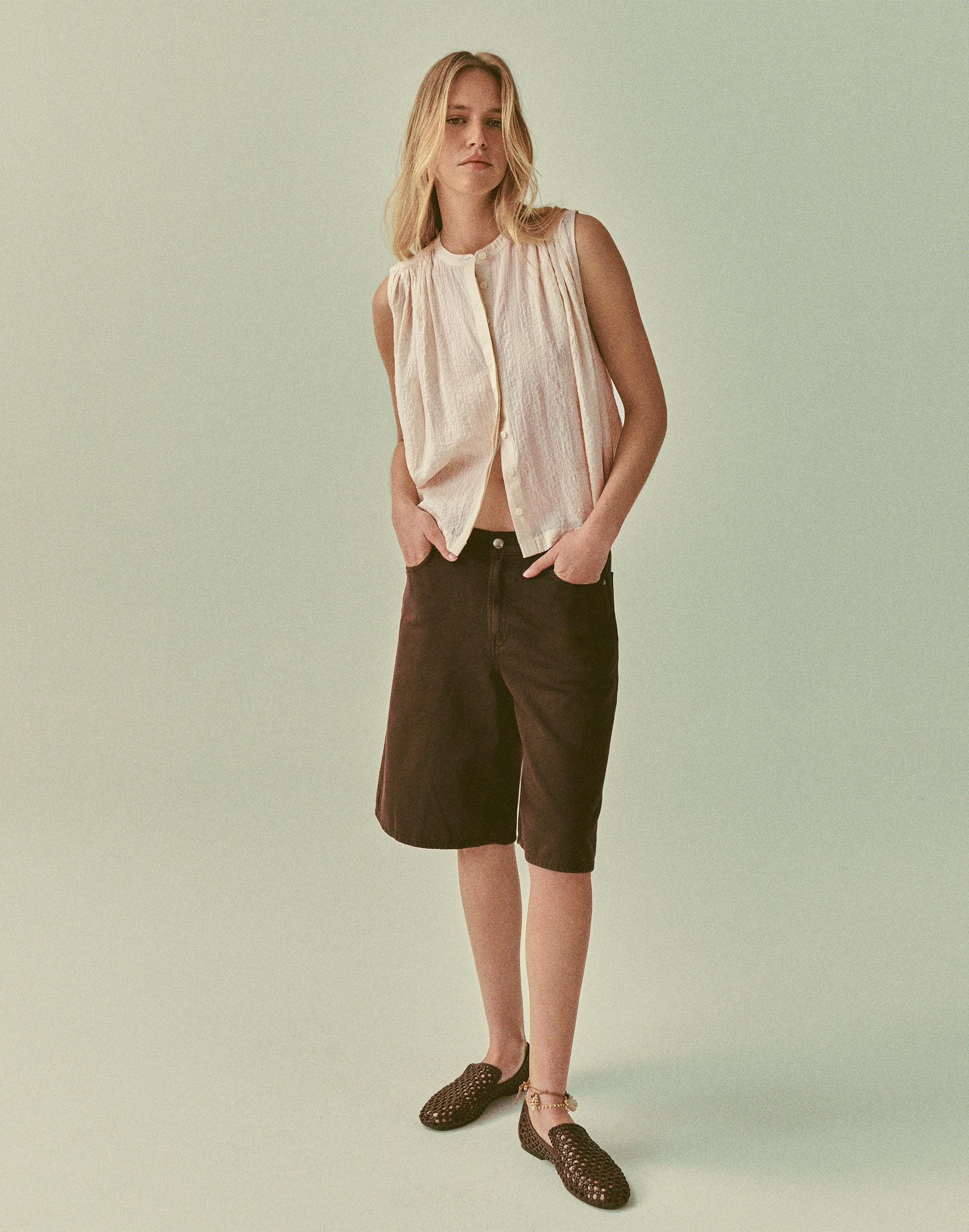 The V-Waist Bermuda Short in Airy Denim — image 7