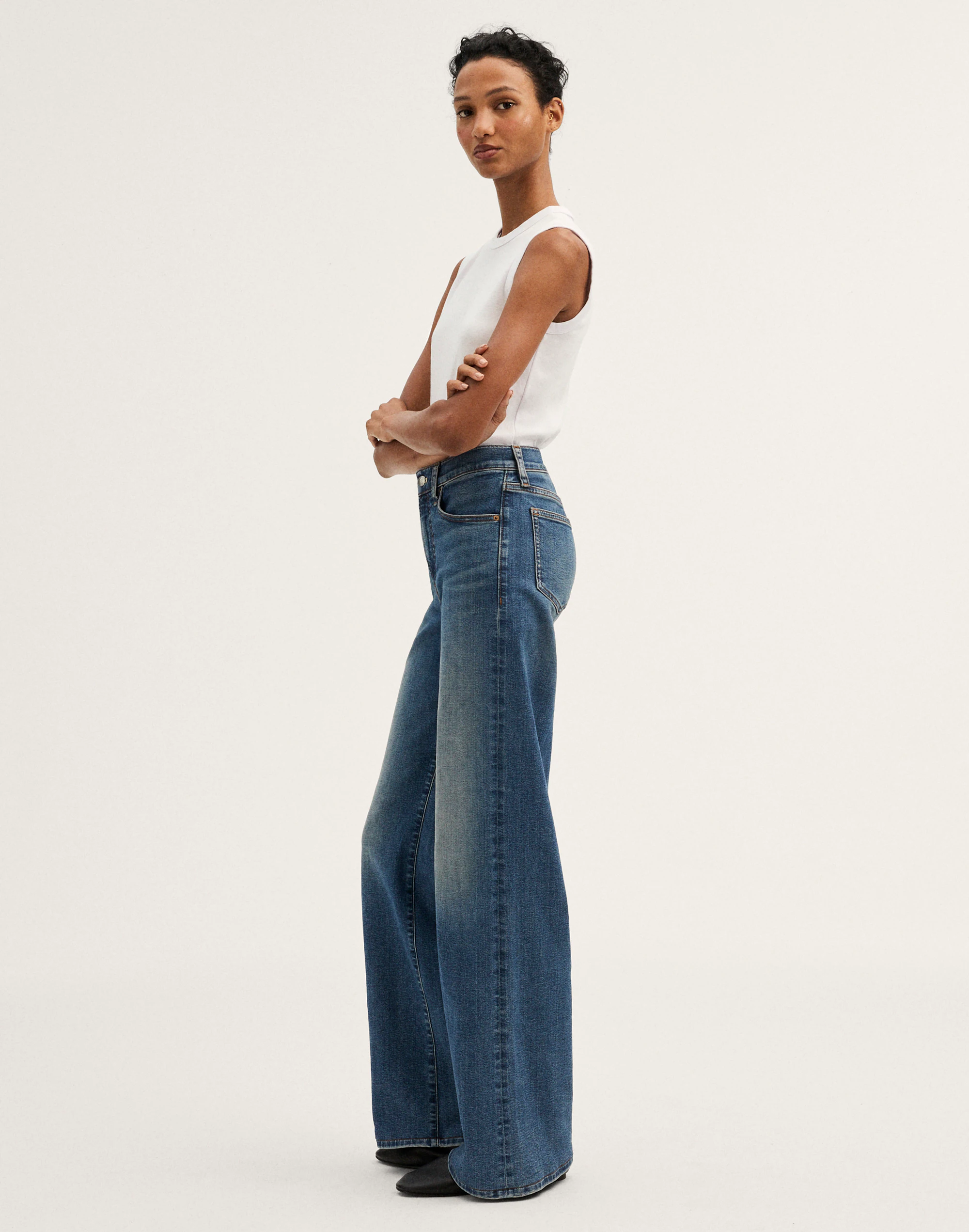 The Wide-Leg Jean in Super Stretch Denim — image 3