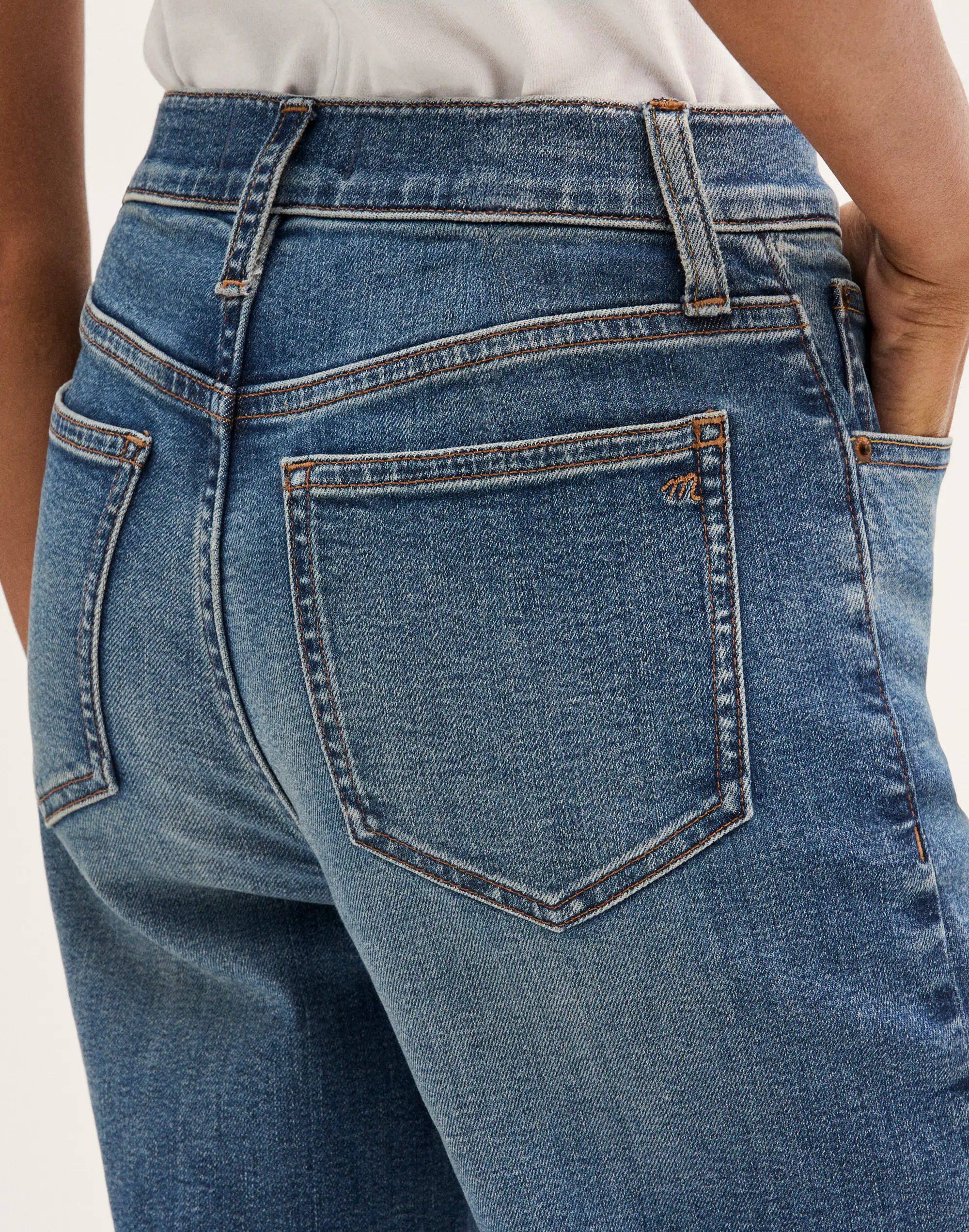 The Wide-Leg Jean in Super Stretch Denim — image 5