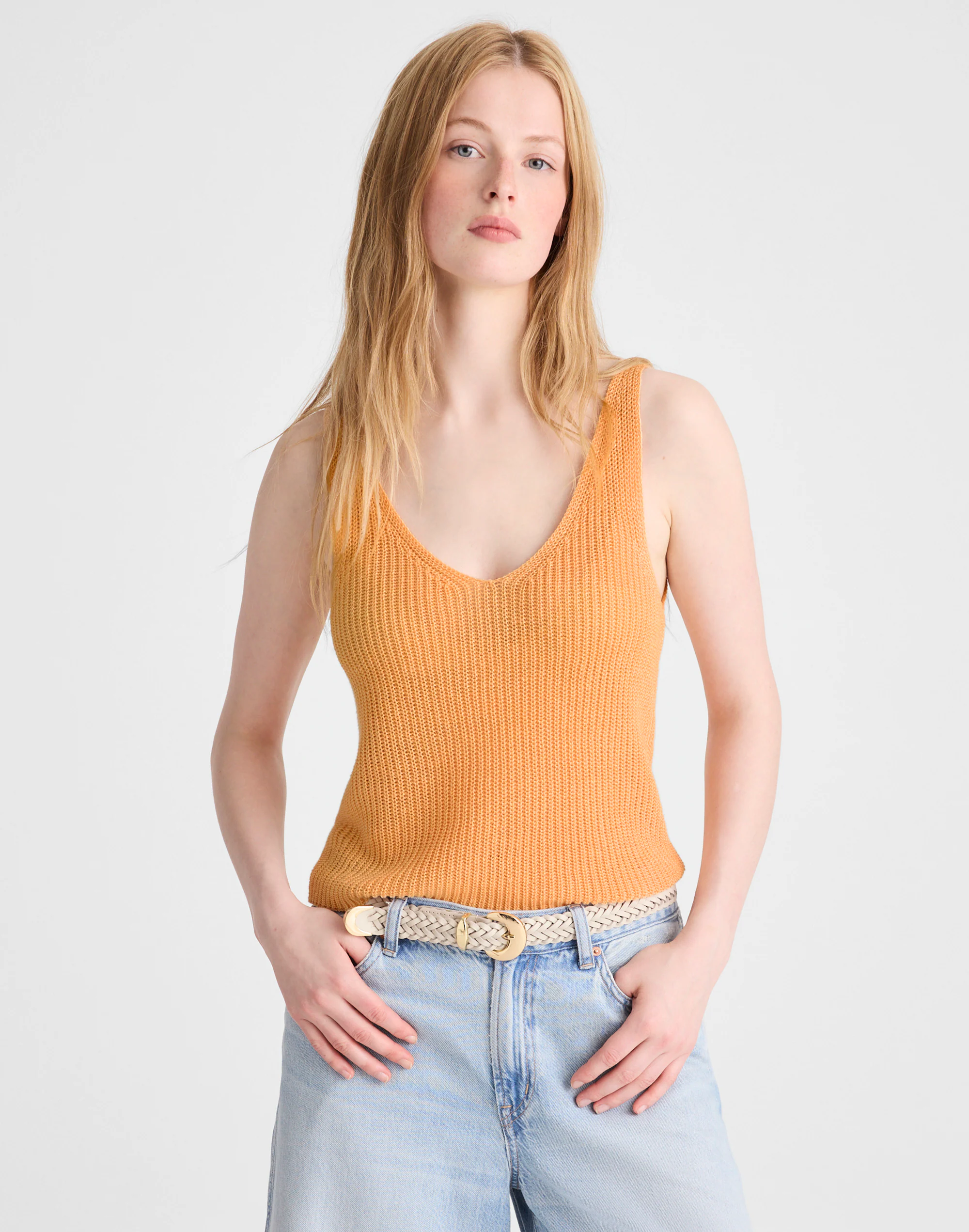 V-Neck Tank in 100% Linen