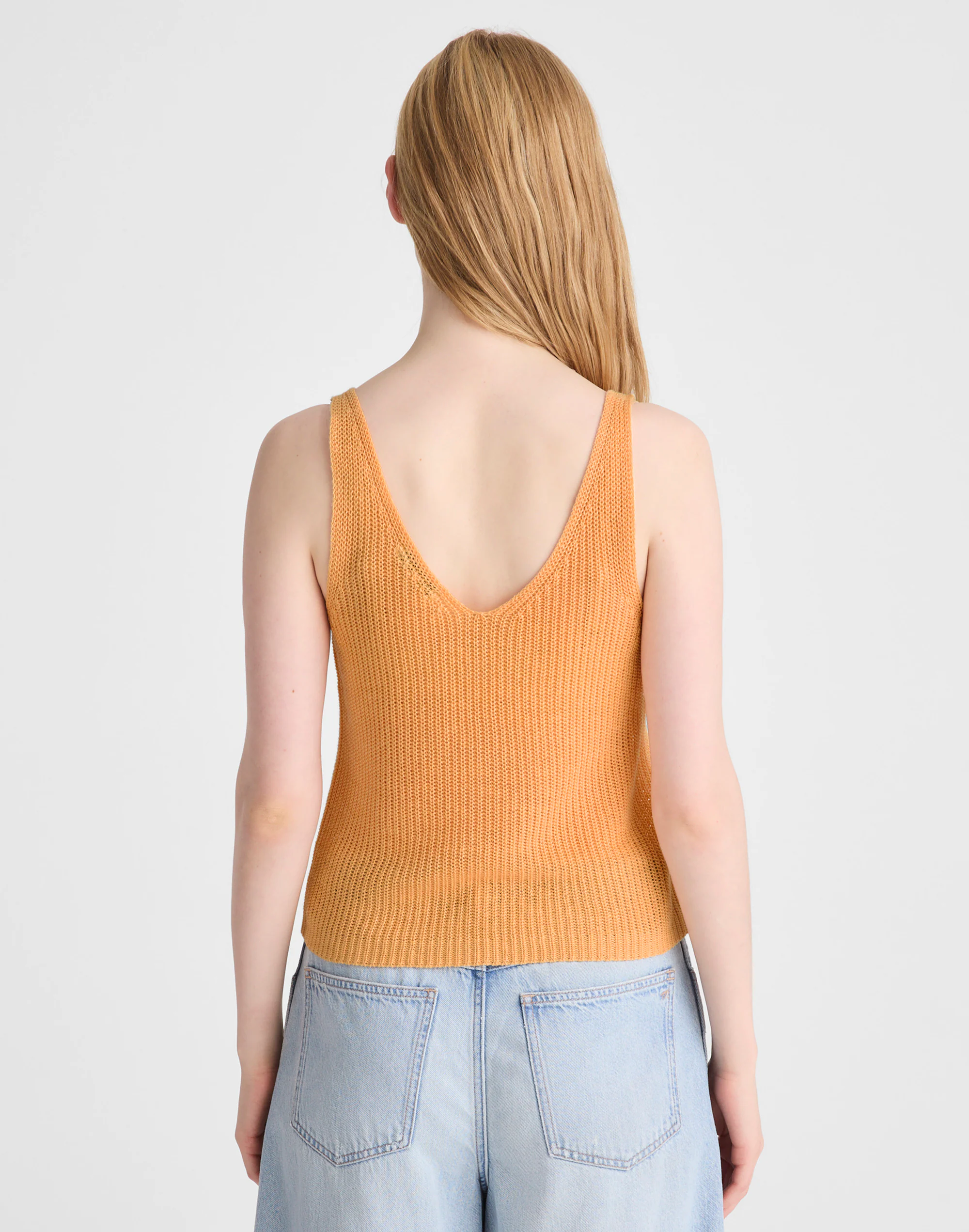 V-Neck Tank in 100% Linen — image 4